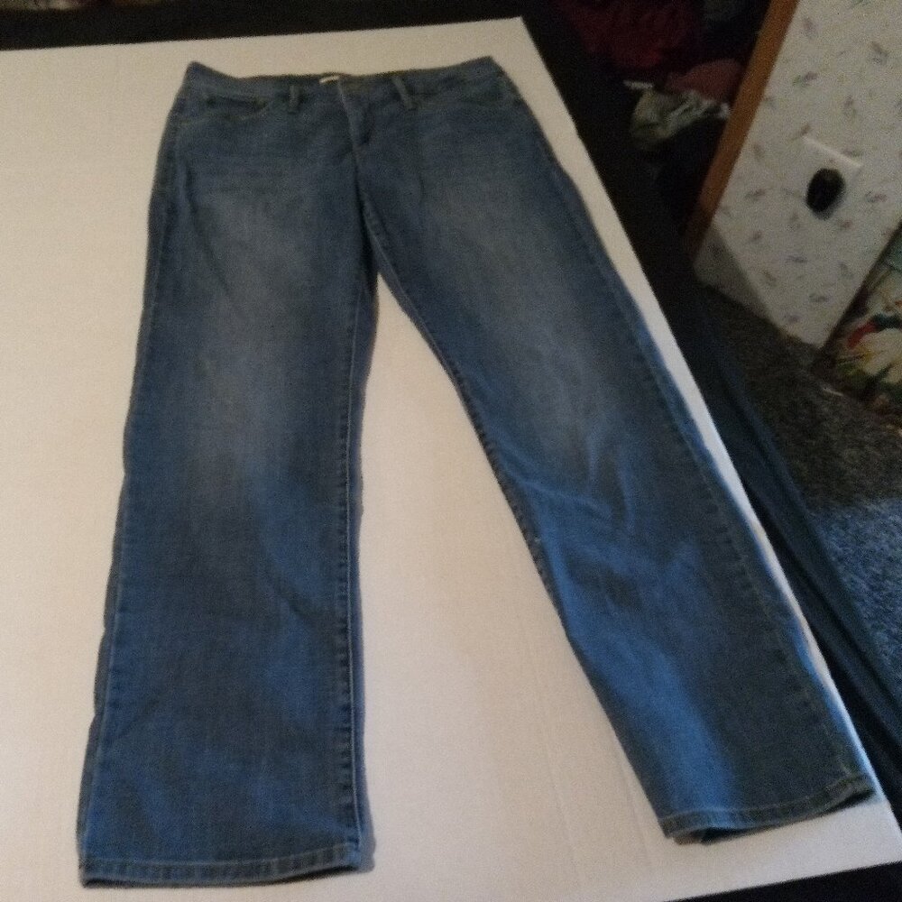 Levis 314 Shaping Straight Size 18w Womens Jeans